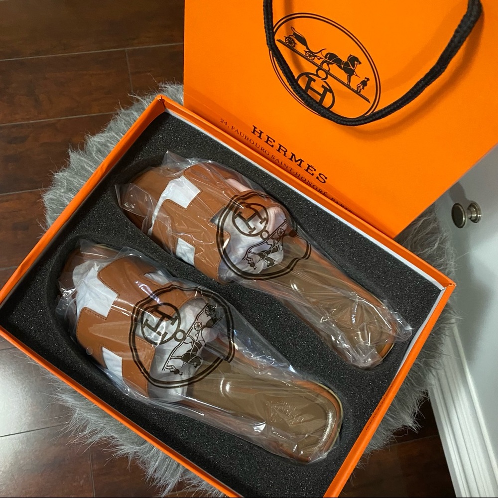 Oran Sandals in Brown US 10 Please Read Details
